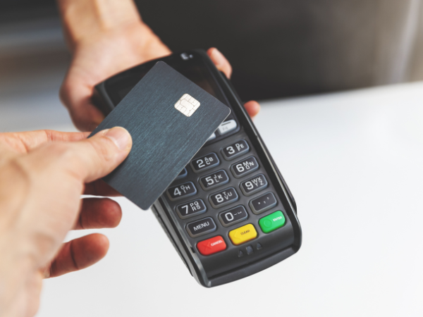 Rejoignez le programme de partenariat Yocuda pour atteindre de nouveaux clients, promouvoir le développement durable et développer votre activité.